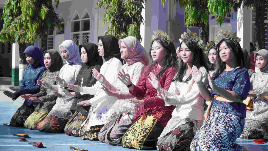 Peringatan HUT RI ke-78, OSIS/MPK SMA Angkasa HND Adakan Lomba Bebas Merdeka