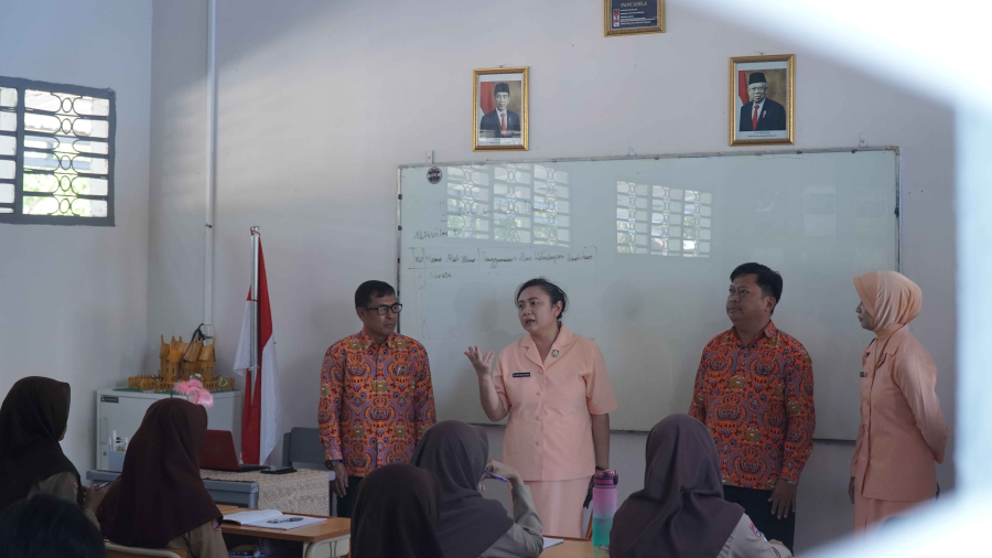 Kunjungan Kabidbin Yasarini Pusat, Tekankan Sekolah Untuk Terus Berinovasi